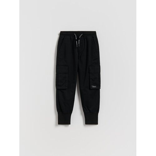 Reserved Jogger hlače s cargo džepovima - crno Cene