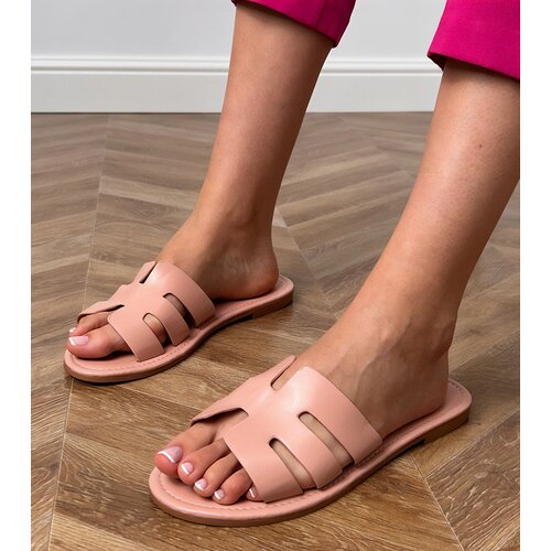 Gemre Pink flip-flops decorated with cutouts Ragos Cene