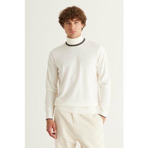 ALTINYILDIZ CLASSICS Men's Ecru Standard Fit Regular Cut Full Turtleneck Knitwear Sweater. Slike
