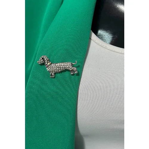 Kesi Brooch Dog A-2-21-6 silver color