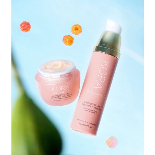 Kora Organics Kakadum Plum posvjetljujući serum s vitaminom C 30 ml Slike