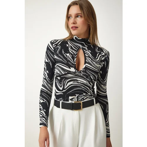  Women's Black Cut Out Detailed Patterned Knitted Blouse