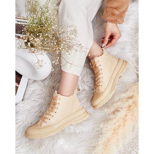 Resti Women's insulated sport shoes a'la sneakers Benvilo Cene