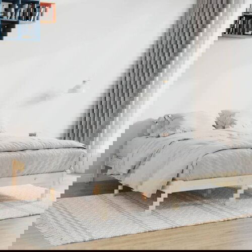 VidaXL Okvir kreveta bez madraca 152x203 cm od masivne borovine Slike
