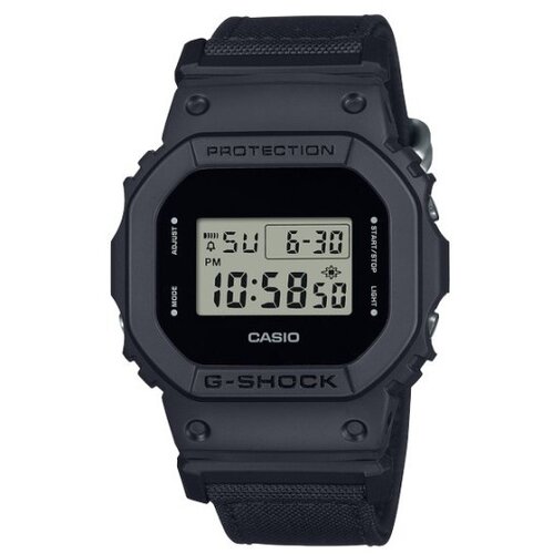 Casio G-shock muški sat ( DW-5600BCE-1 ) Cene