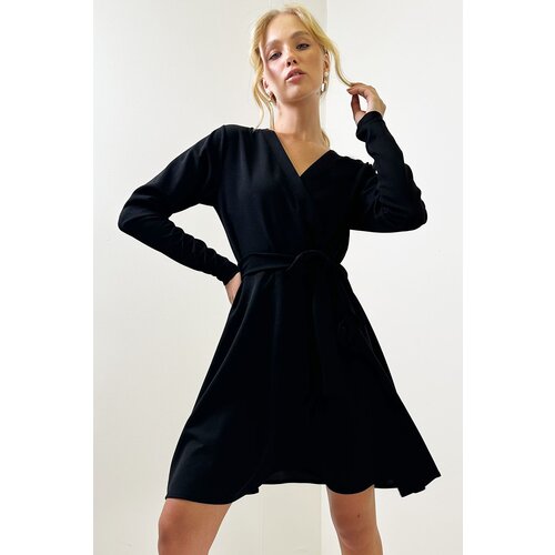 Trend Ala&amp;ccedil;atı Stili Women&amp;#039;s Black Double Breasted Belted Flared Crepe Knit Dress Slike