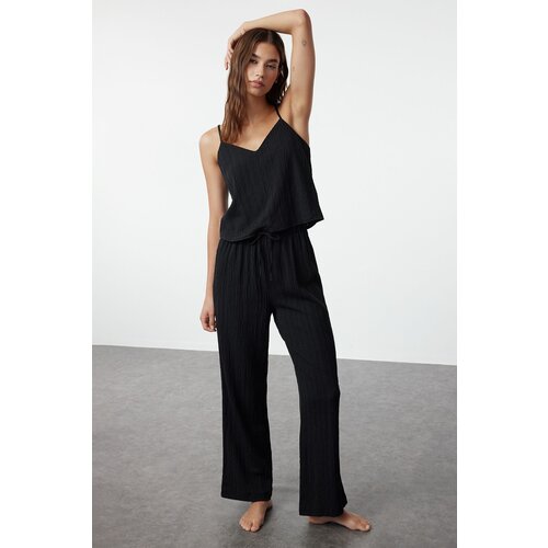 Trendyol black woven pajama set Slike