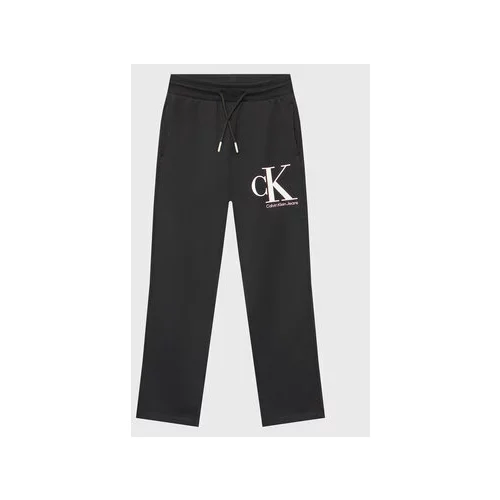 Calvin Klein Jeans Spodnji del trenirke Monogram IG0IG01985 Črna Regular Fit