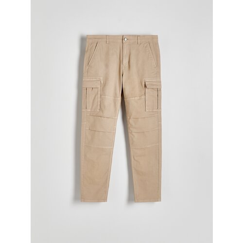 Reserved - Slim fit cargo hlače - bež Cijene