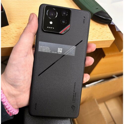 Asus ROG Phone 9 Pro 16GB/512GB Android 15 Phantom Black (AI2501-16G512GP-BK-EU) mobilni telefon outlet Cene