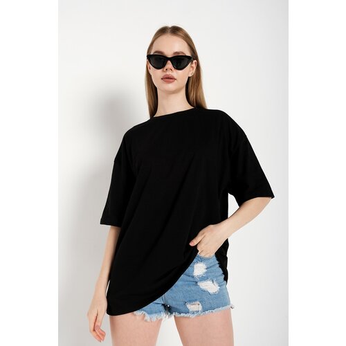 K&H TWENTY-ONE women's Black Oversized T-shirt Slike