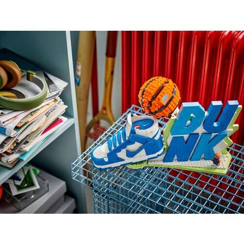 Lego Nike x LEGO&amp;reg; Collection - Nike Dunk (43008) Slike
