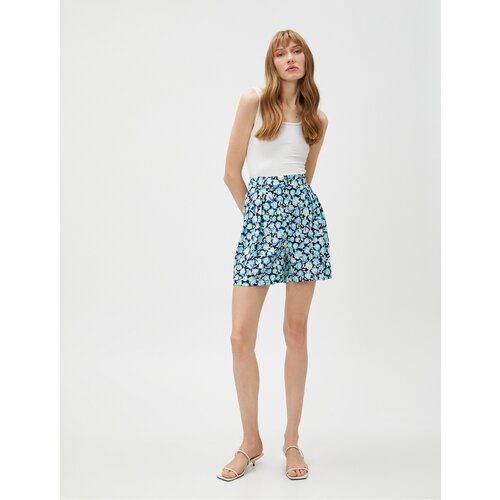 Koton Floral Shorts Relaxed Cut with Pockets Slike