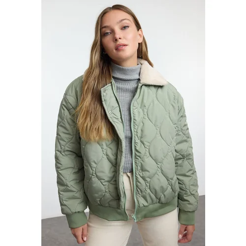 Trendyol Light Khaki Regular Exchange Plush Detailed Water Repellent Quilted Puffer Jacket