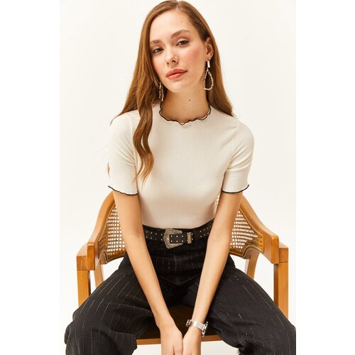 Olalook Women&amp;#039;s White Baby Overlocked Blouse Slike