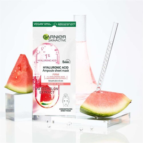 Garnier Skin Naturals Hyaluronic Acid Ampoule platnena maska ​​za pomiritev in posvetlitev kože 1 ks za ženske Slike