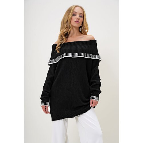 Trend Alaçatı Stili Women's Black Madonna Collar Stripe Detail Oversize Winter Knitted Sweater Slike