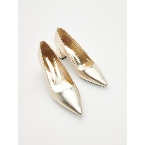 Reserved Ladies` pumps - zlata Cene