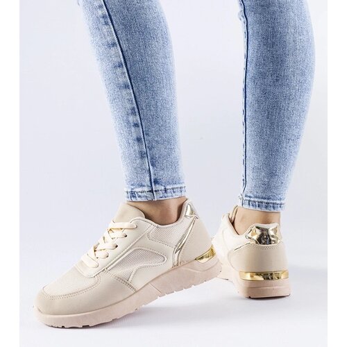 D/CEO White trainers Justar Cene