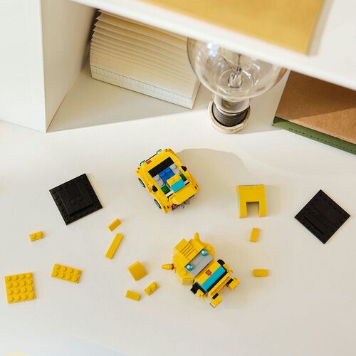 Lego LEGO&amp;reg; BrickHeadz - Bumblebee Robot &amp;amp; Vehicle (40804) Slike