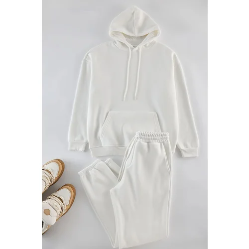 Trendyol Ecru Oversize/Wide Cut Elastic Leg Basic Fleece Inside Tracksuit