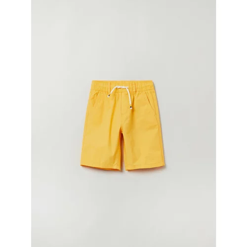 OVS Kratke hlače iz tkanine 1758006 Rumena Regular Fit
