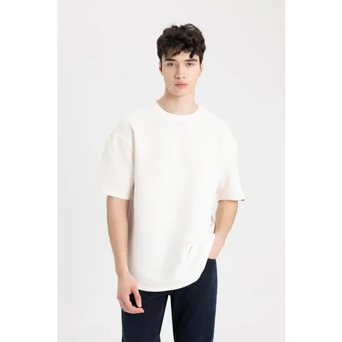 Defacto Comfort Fit Crew Neck Short Sleeve T-Shirt