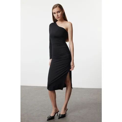 Trendyol Black Asymmetrical Collar One Sleeve Gathered Fitted Midi Knitted Dress