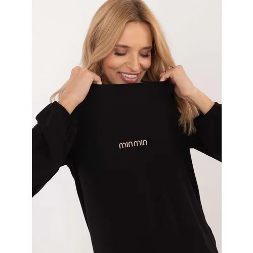 Fashion Hunters Black blouse with long sleeves and round neckline