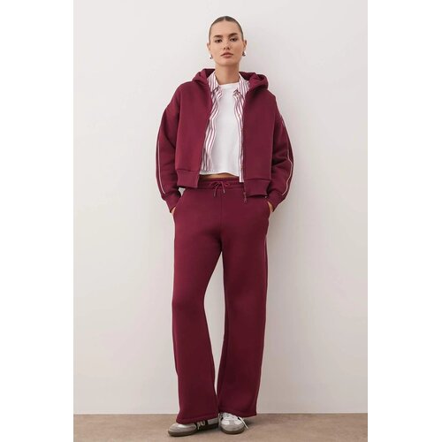 TRENDYOLMILLA Ženski set duks i pantalone TWOAW26EM00000, Bordo Slike
