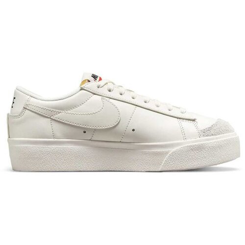 Nike W blazer low platform Cene