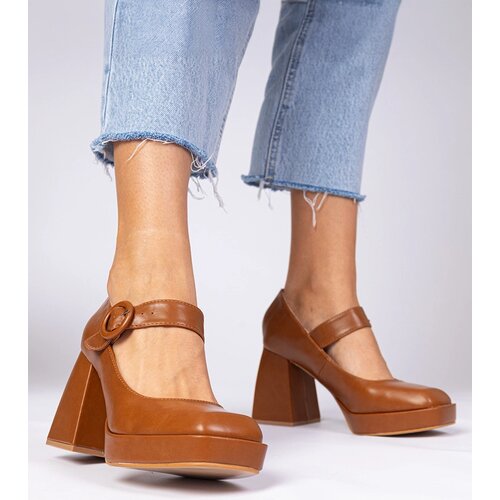 Gemre Brown square-toe pumps with buckle Katherin Cene