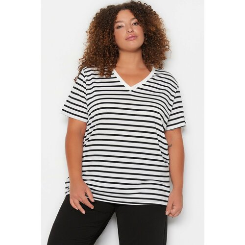 Trendyol Curve Plus Size T-Shirt - Multi-color - Relaxed fit Cene