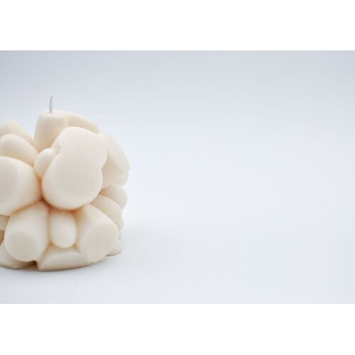 UP candle design ANTHIS Skulpturalna ručno rađena dekorativna svijeća od prirodnog voska Slike