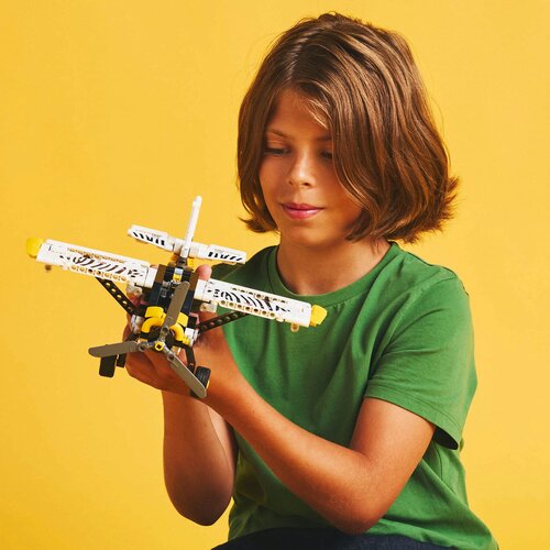 Lego Visokokrilni avion ( 42198 ) Slike