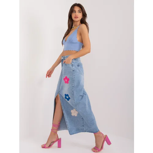 Fashion Hunters Blue midi denim skirt with flowers