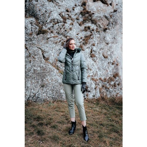 Trendyol Khaki Carrot Weave Faux Leather Trousers With Buttons In The Front Cene
