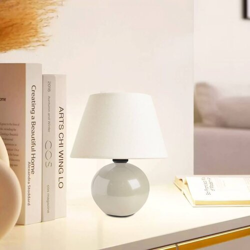 Opviq 241901 cream table lamp Cene