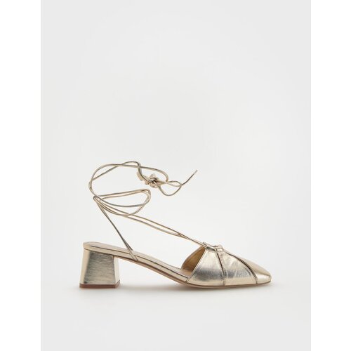 Reserved Ladies` pumps - zlata Cene