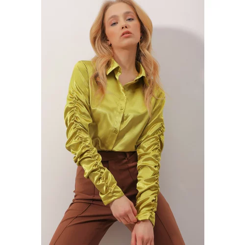Trend Alaçatı Stili Women's Oil Green Satin Shirt with Shirred Sleeves