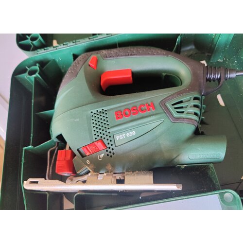 Bosch B-roba Ubodna testera Pst 650 06033A0720 OUTLET Cene
