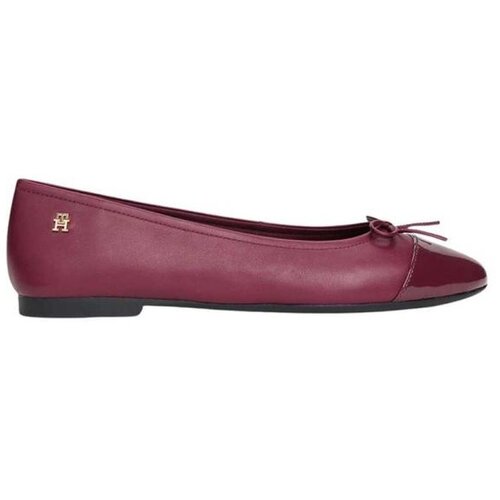 Tommy Hilfiger kožne baletanke za žene Slike