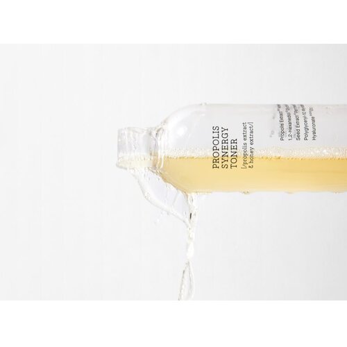 Cosrx Full Fit Propolis tonik za obraz za posvetlitev in zgladitev kože 150 ml Slike