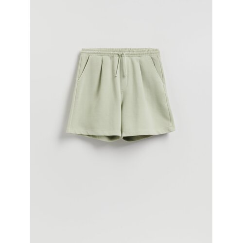 Reserved Shorts udobnog kroja - svjetlomaslinasto Cene
