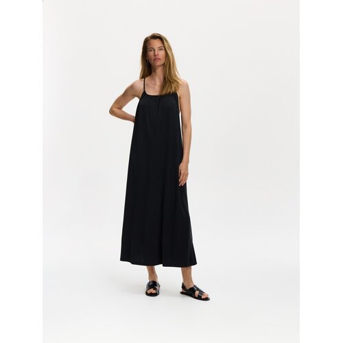 Reserved Midi haljina - crno Cijene