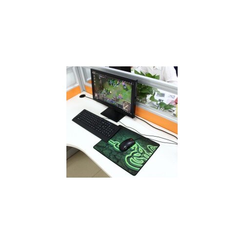  PODLOGA ZA MI&amp;Scaron; 35x28CM RZR Green Slike