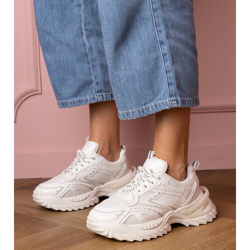 D/CEO marka niezdefiniowana White sports sneakers with thick soles Lirana Cijene