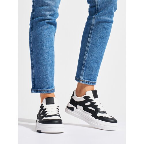 Shelvt White and black platform sneakers Cene