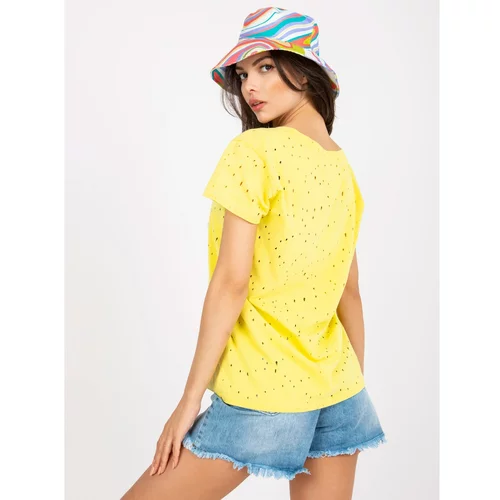 Fashion Hunters Yellow single color t-shirt with holes
