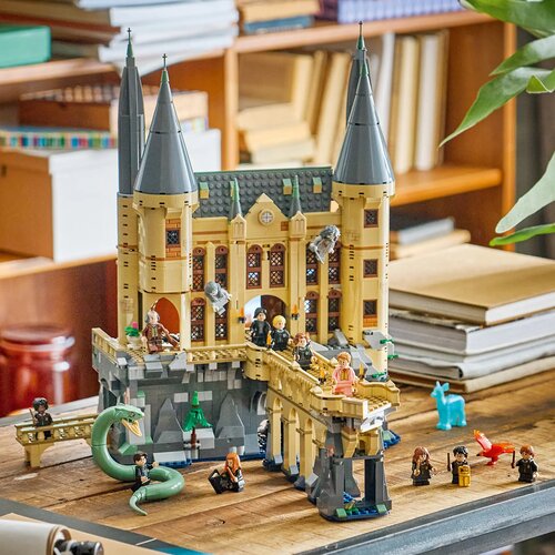 Lego 76473 Grad Bradavičarka: Vzhodno krilo Slike